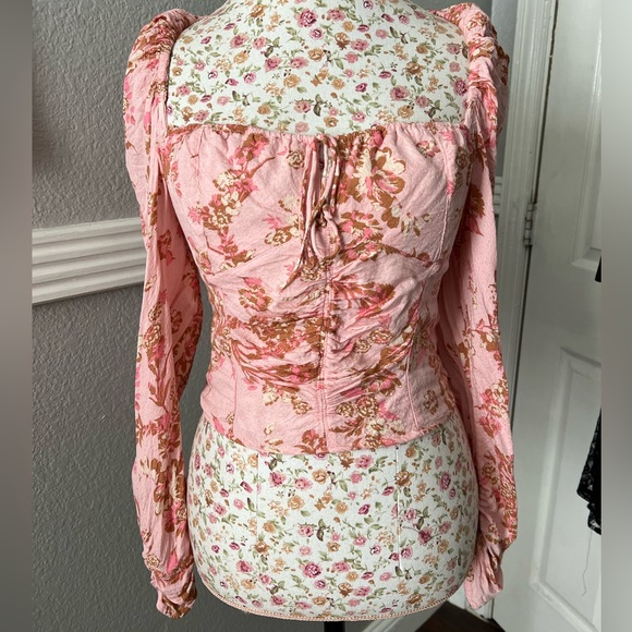 Free People top - Picture 1 of 8